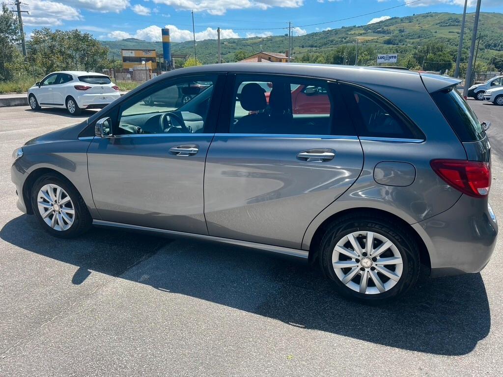Mercedes-benz B 180 SPORT......SOLI 75000KM