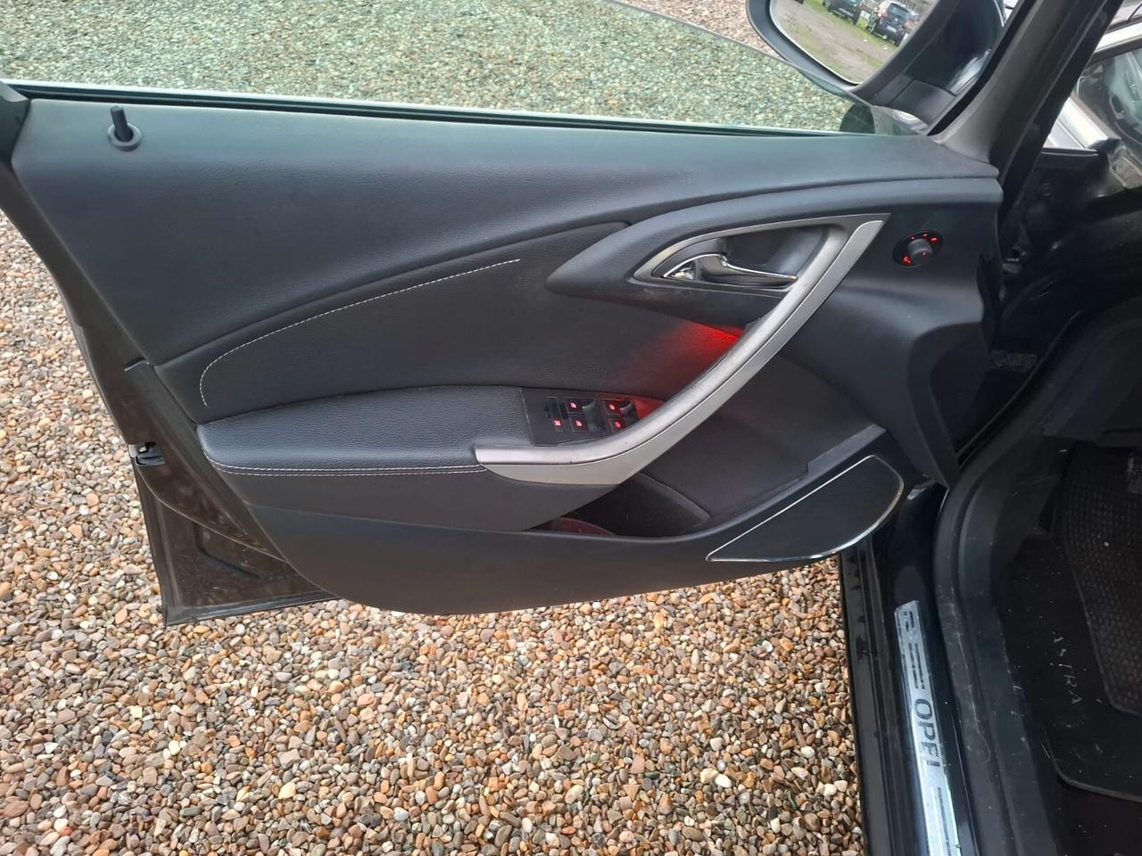 Opel Astra 1.7 CDTI 110CV Sports Tourer Cosmo