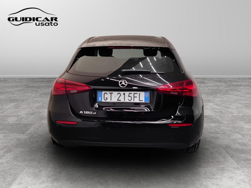 Mercedes-Benz Classe A - W177 2023 - A 180 d Advanced auto