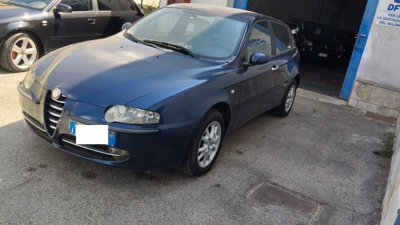 Alfa Romeo 147 1.9 JTD (115 CV) cat 5p. Distinctive