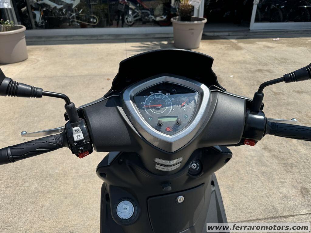 Kymco Agiliti 16 125 nuovo pronta consegna a soli 23 euro