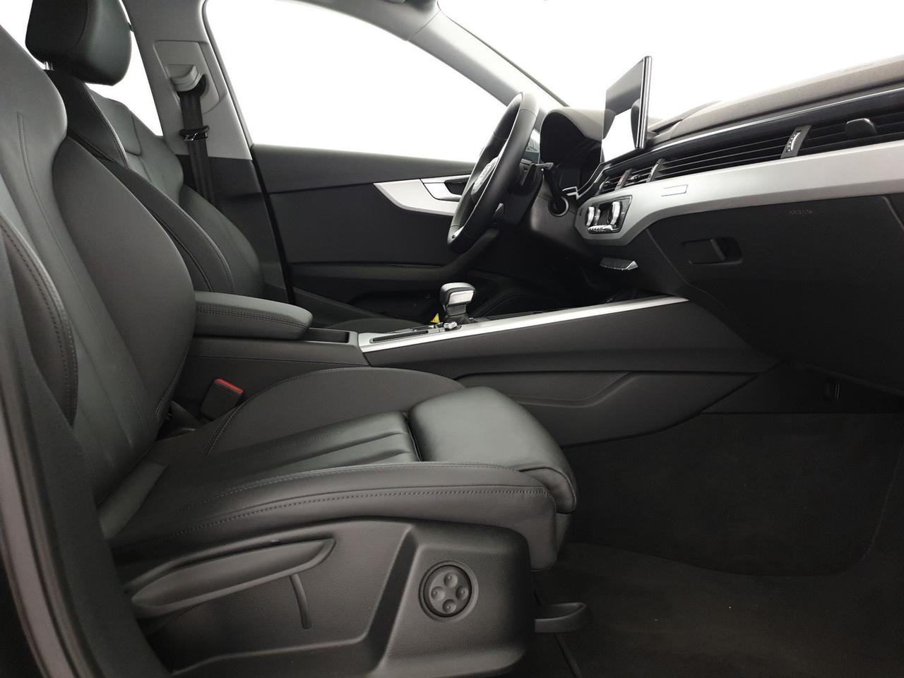 40TDI 204CV quattro S tronic Identity Contrast