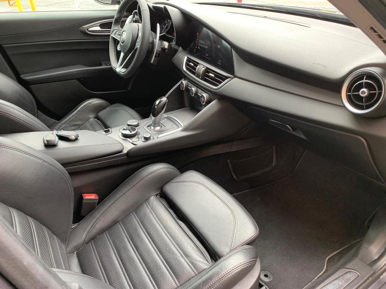 Alfa Romeo Giulia 2.2 TD 210 CV AT8 Q4 Veloce