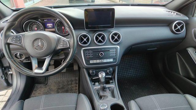 MERCEDES-BENZ A 180 d Sport
