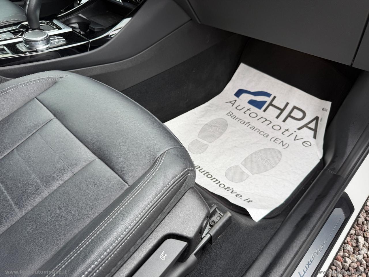 BMW X3 xDrive20d Luxury NAVI PELLE LED CERCHI 19