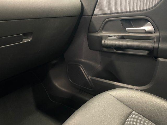 MERCEDES-BENZ GLA 200 2.0 d 150 CV Business Extra