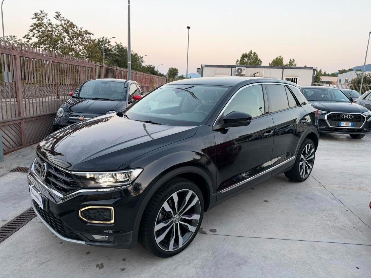 Volkswagen T-Roc 1.6 TDI 116CV 6M FULL OPTIONAL
