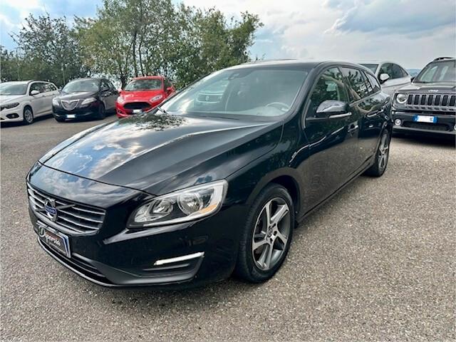 Volvo V60 D2 1.6 Powershift R-design Kinetic