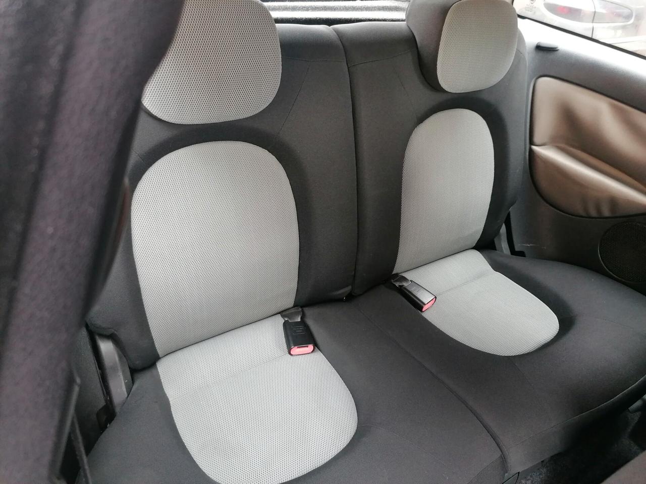 Lancia Ypsilon 1.2 16V Argento