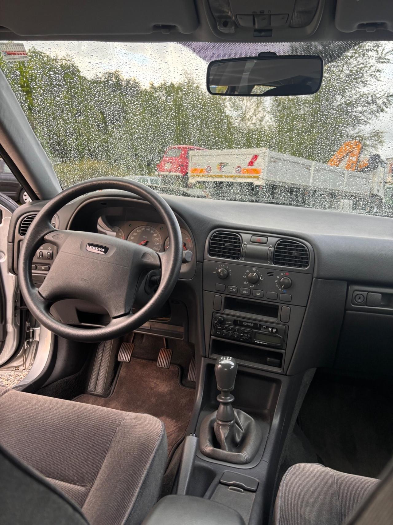 Volvo V40 S40 1.8 16V cat