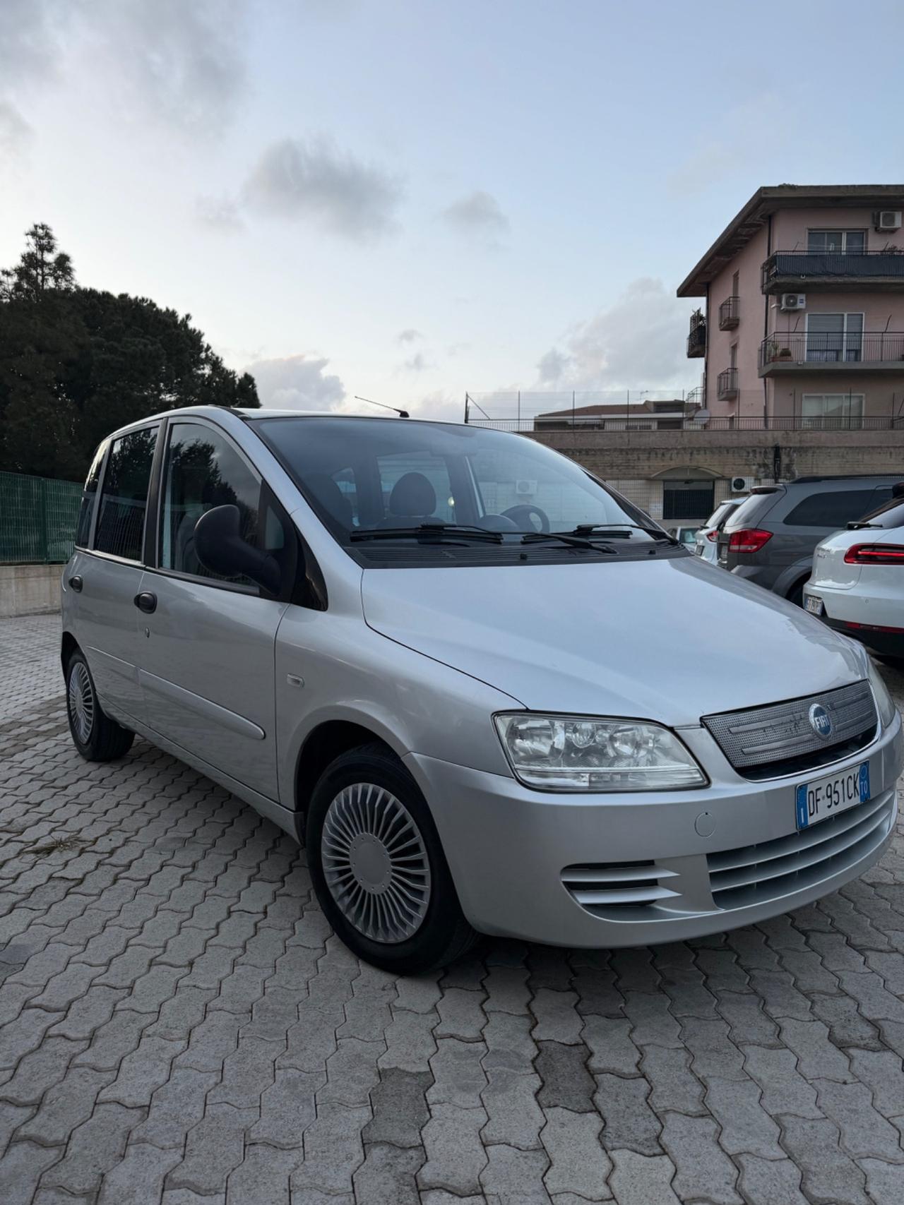Fiat Multipla 1.9 MJT Emotion