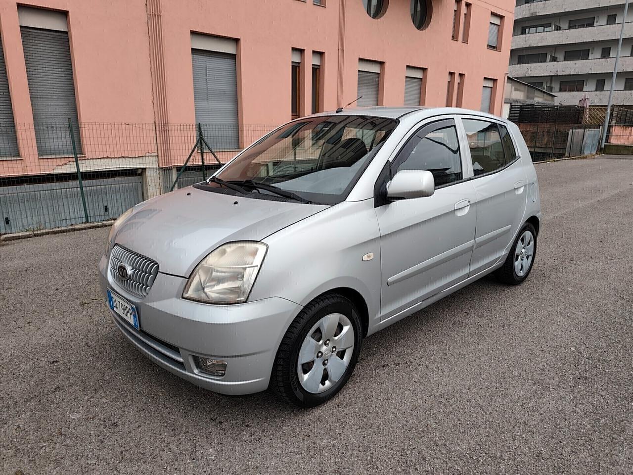Kia Picanto 1.1 CRDI 5 porte neopatentati