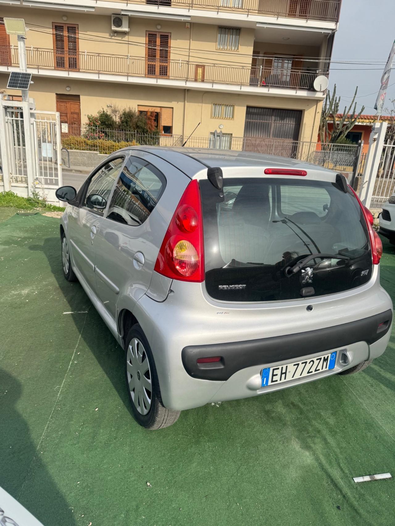 Peugeot 107 1.4 HDi 5p. Plaisir
