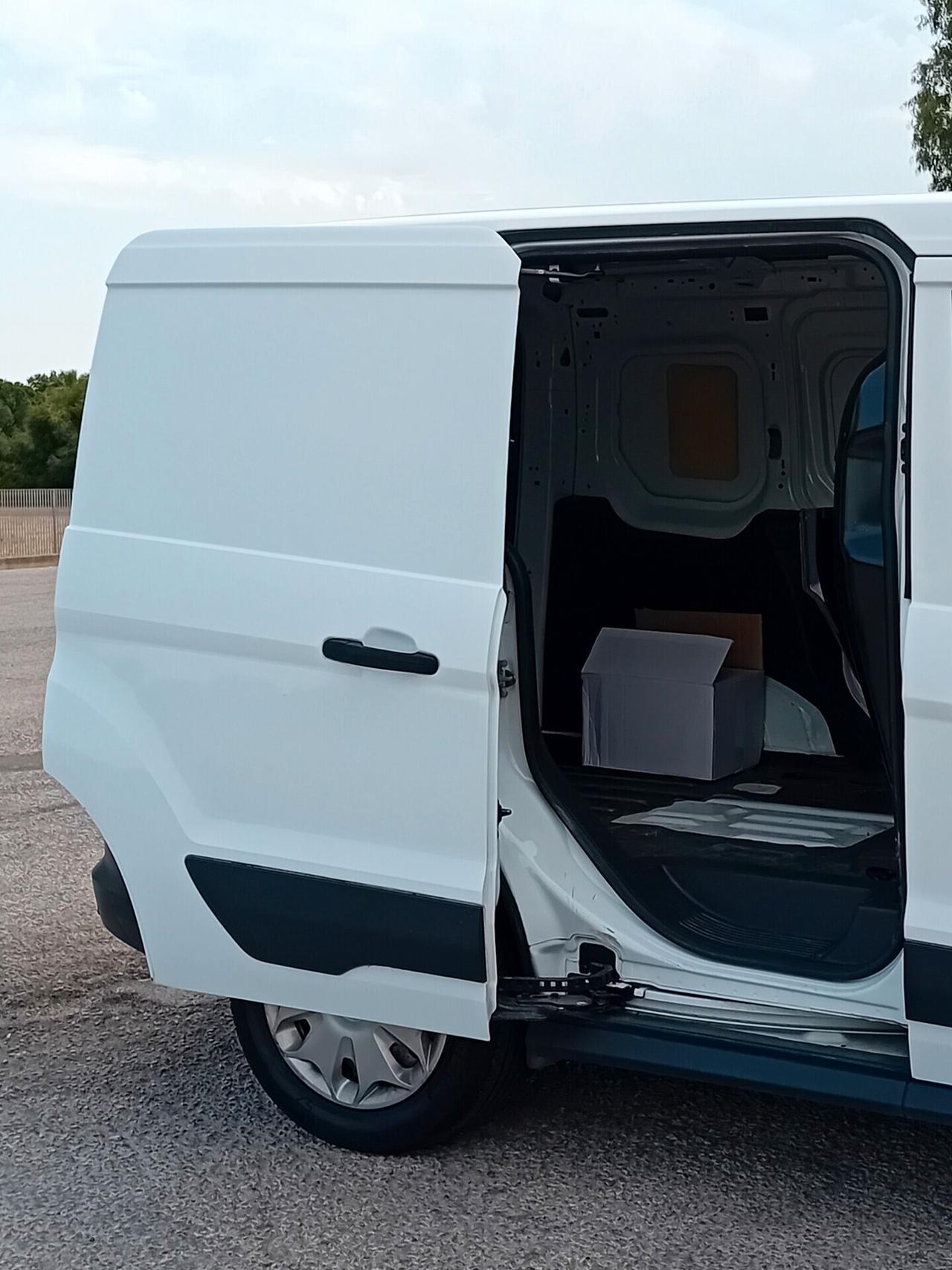 Ford Transit Connect 200 1.6 TDCi 115CV - IVA ESPOSTA -