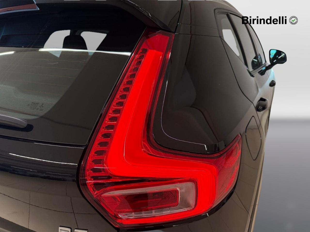VOLVO XC40 (2017-->) - XC40 B3 automatico Core