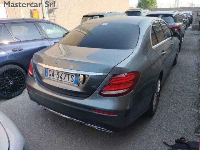 MERCEDES-BENZ E 350 Berlina 350d 258cv AMG Line Premium auto - GA347TS