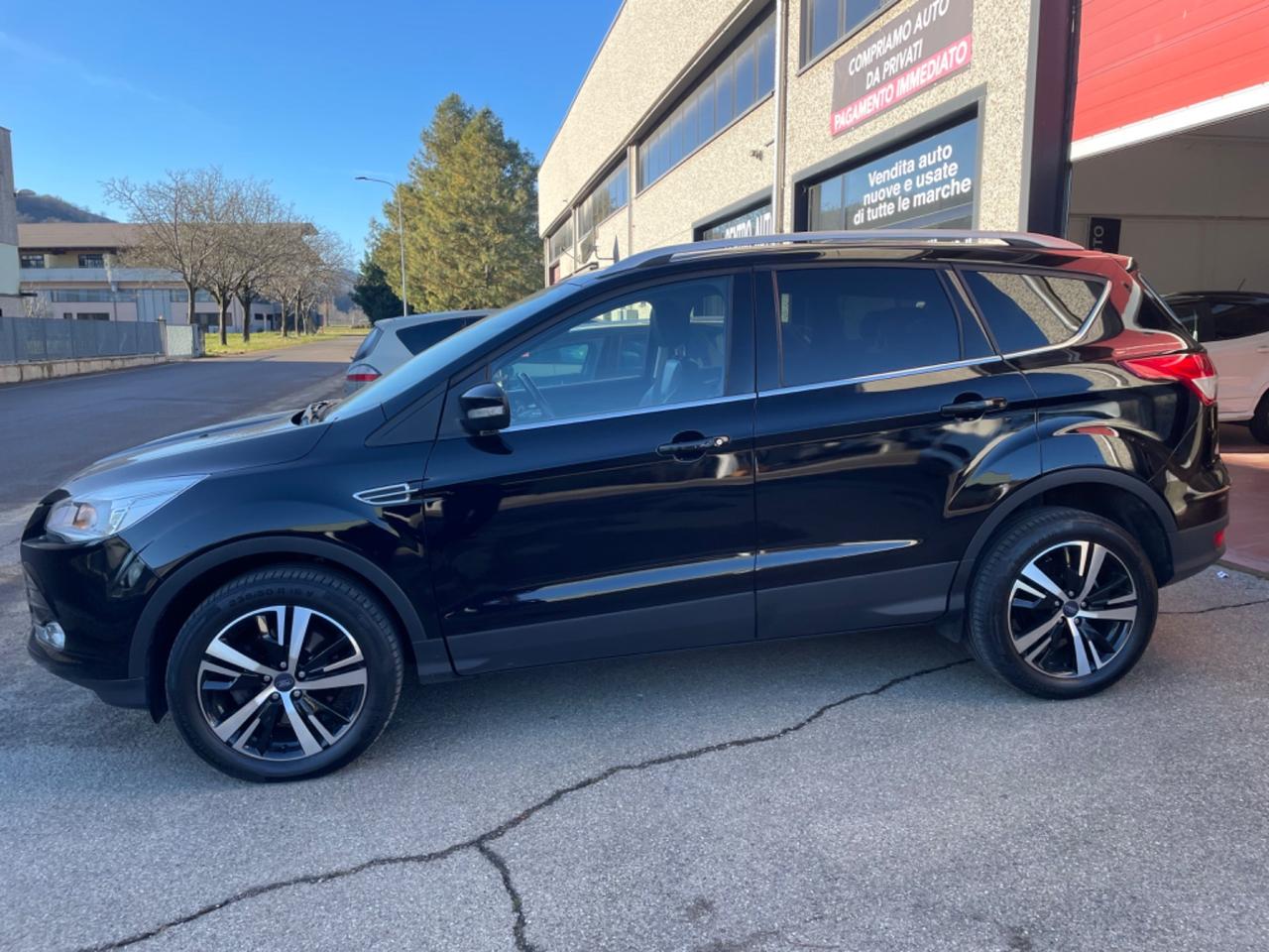 Ford Kuga 2.0 TDCI 150 CV S&S 4WD Powershift Titanium