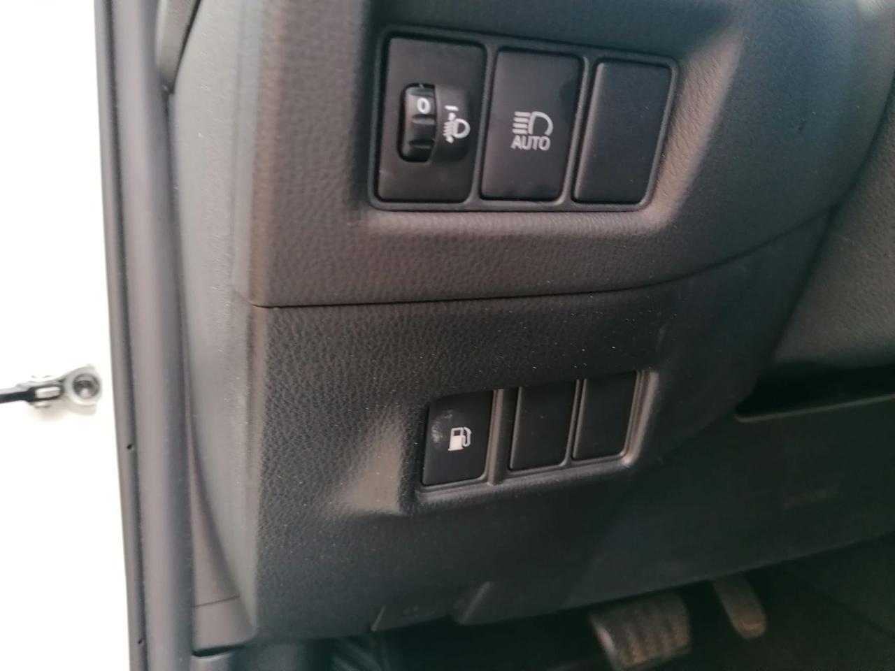 Toyota C-HR 1.8 Hybrid E-CVT Business