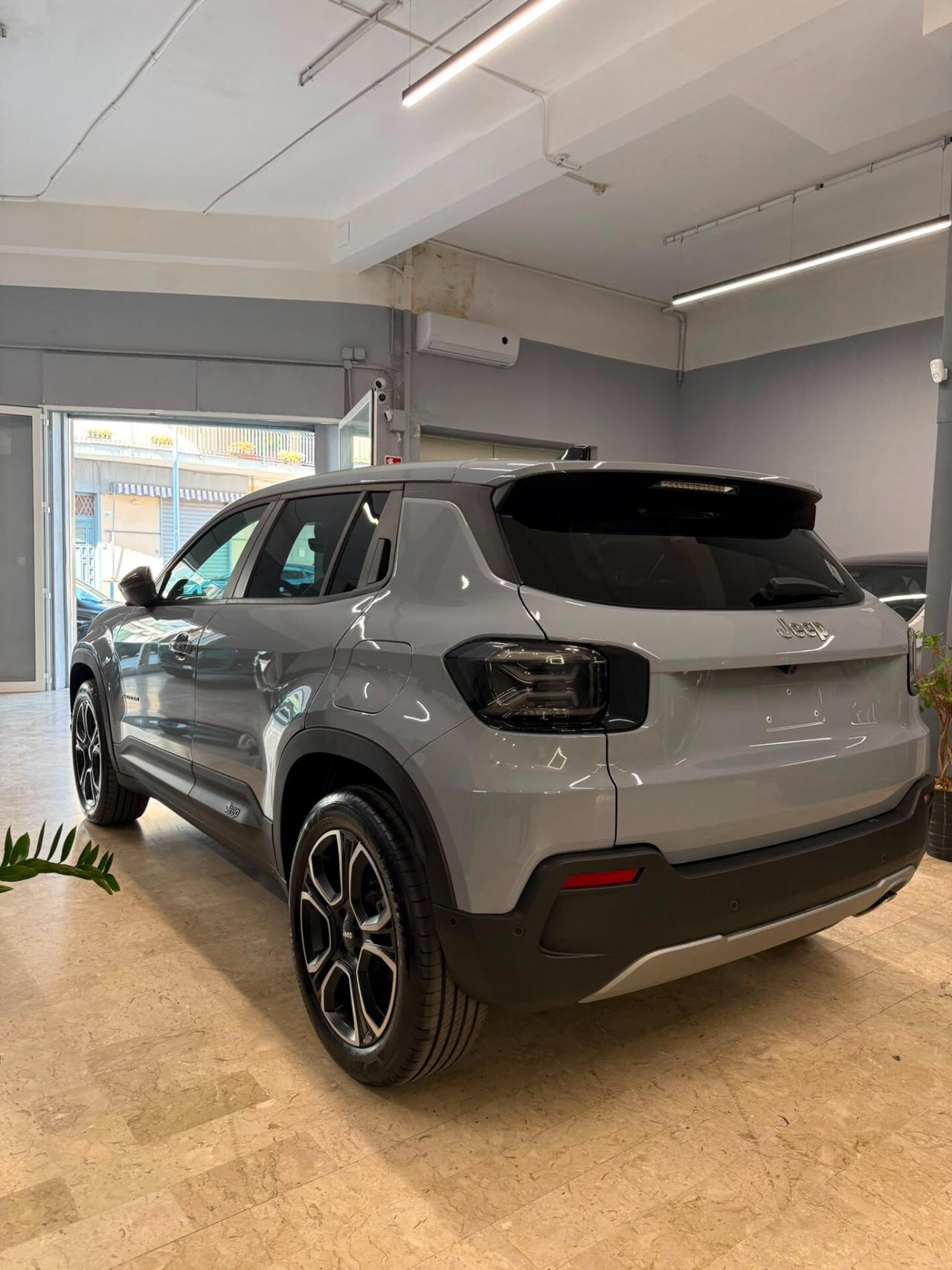 Jeep Avenger 1.2 Turbo 100 CV MHEV Summit