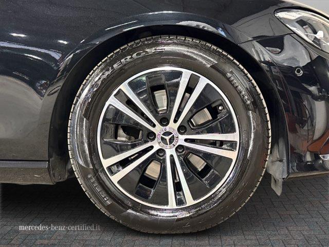 MERCEDES-BENZ E 220 d Auto Business Sport