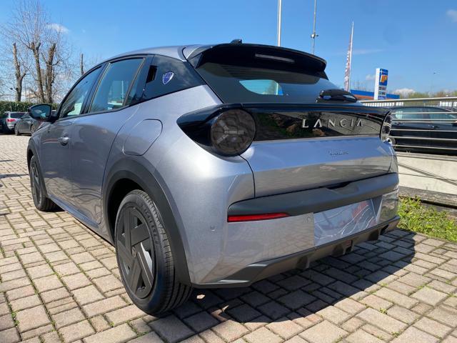 LANCIA Ypsilon Hybrid e-DCT