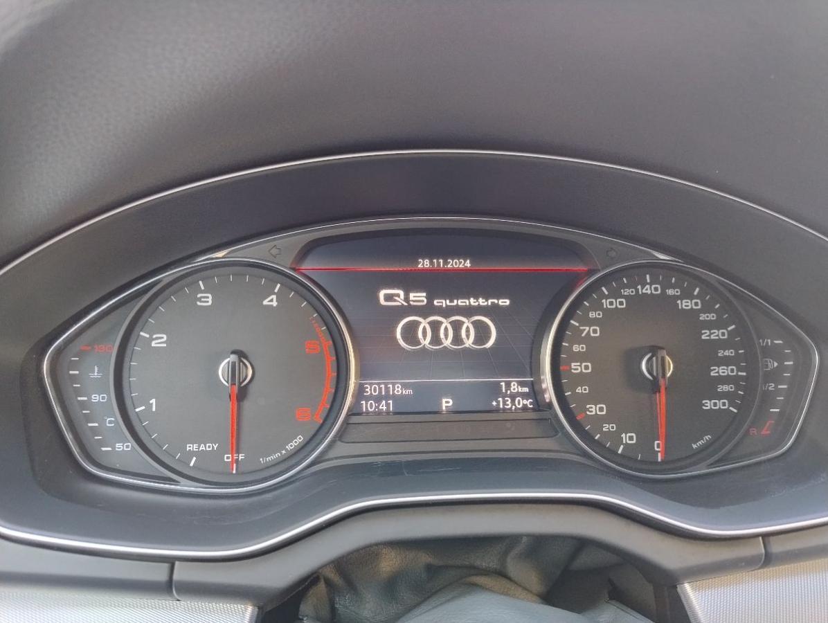 AUDI Q5 35 TDI Business quattro S tronic