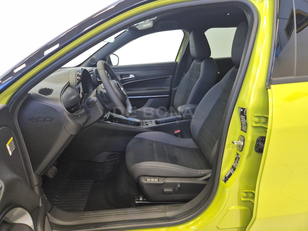 Fiat 600 1.2 hybrid sport edizione milano cortina 2026 145cv auto