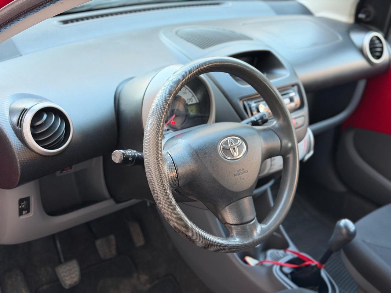 Toyota Aygo 1.0 12V VVT-i 5 porte Sol