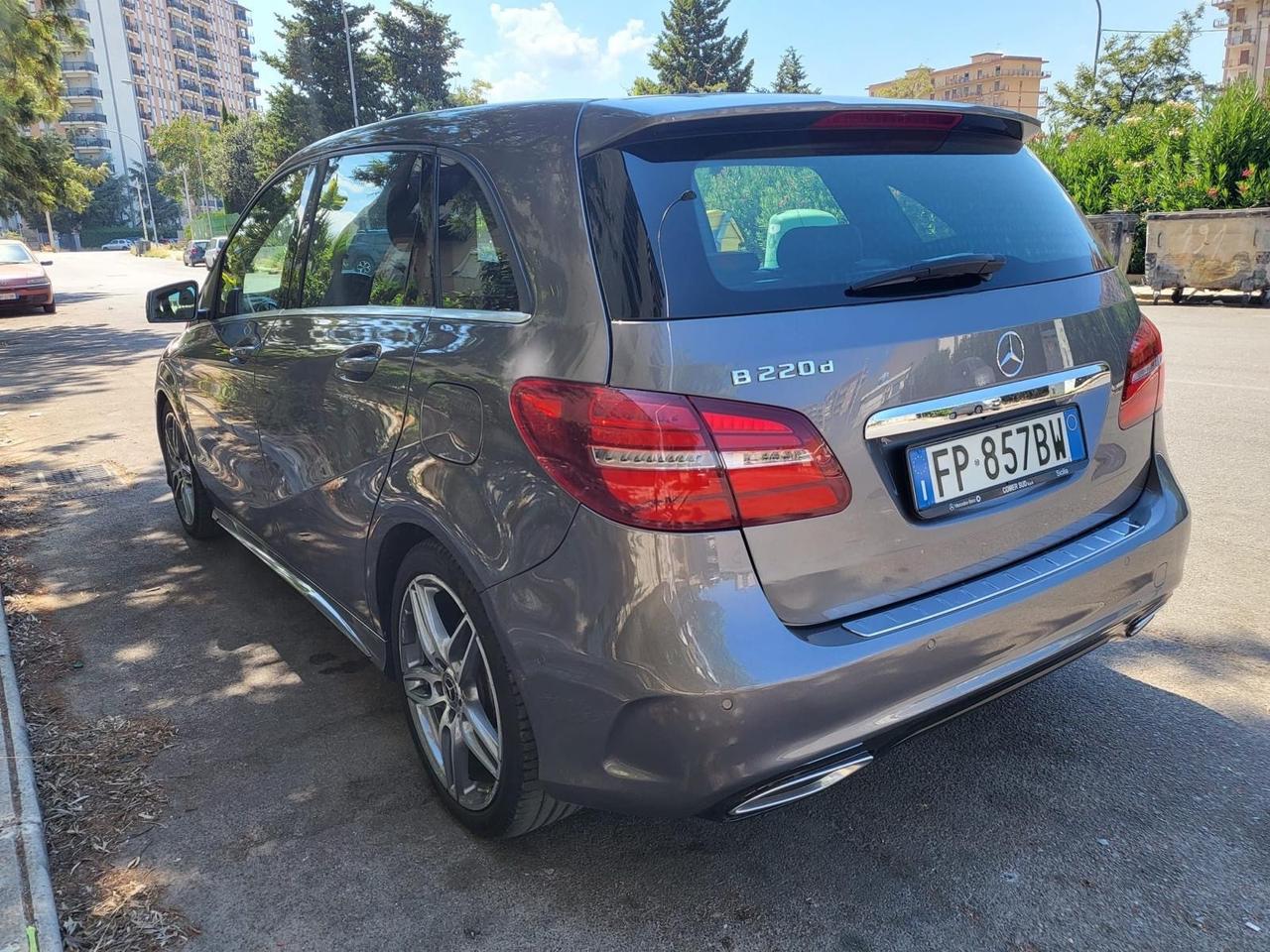 Mercedes-benz B 220 d Automatic Business