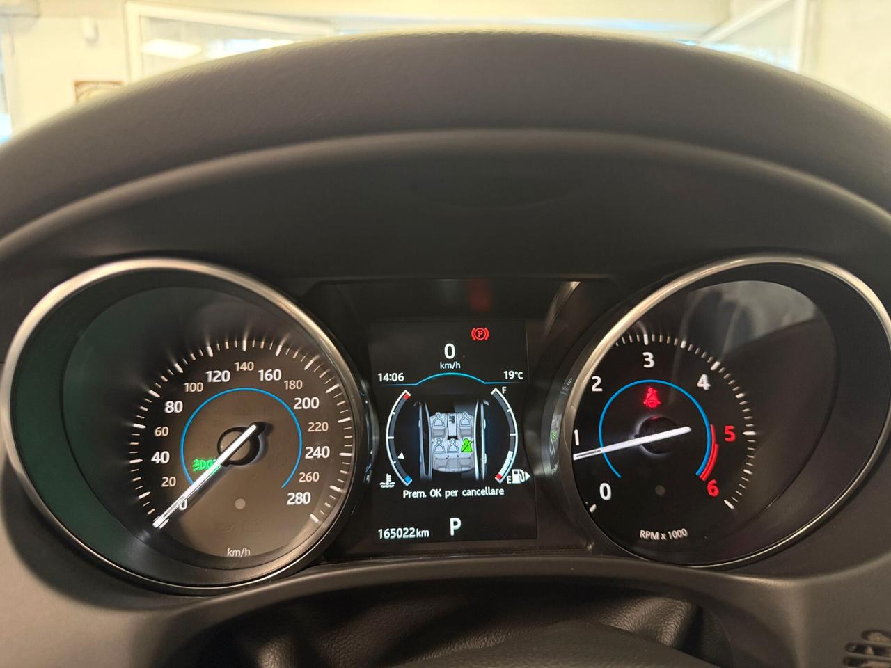 Jaguar XE 2.0 D Turbo 180CV Portfolio