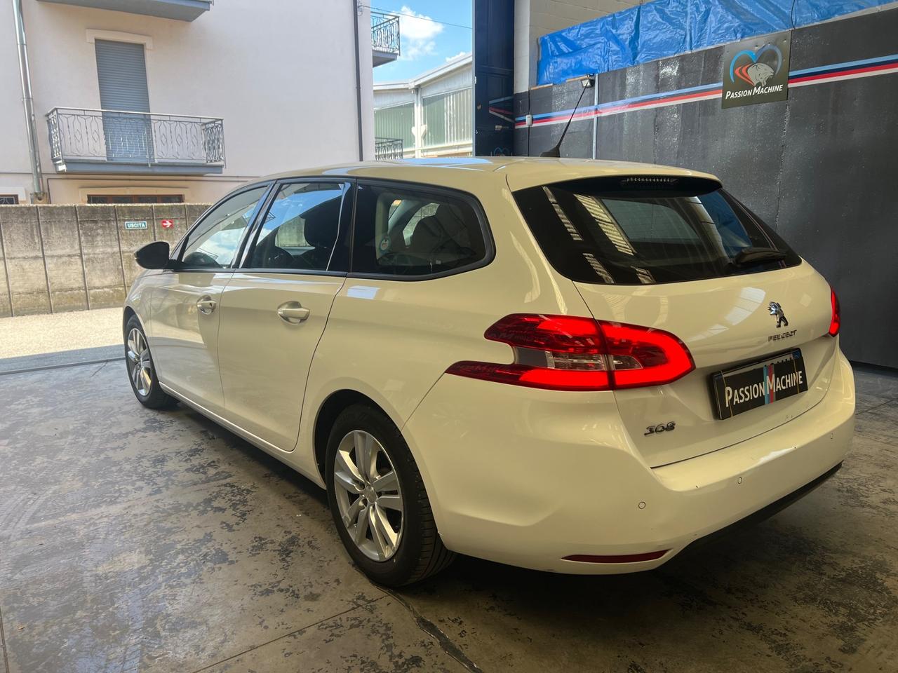 Peugeot 308 BlueHDi 100 S&S SW Business