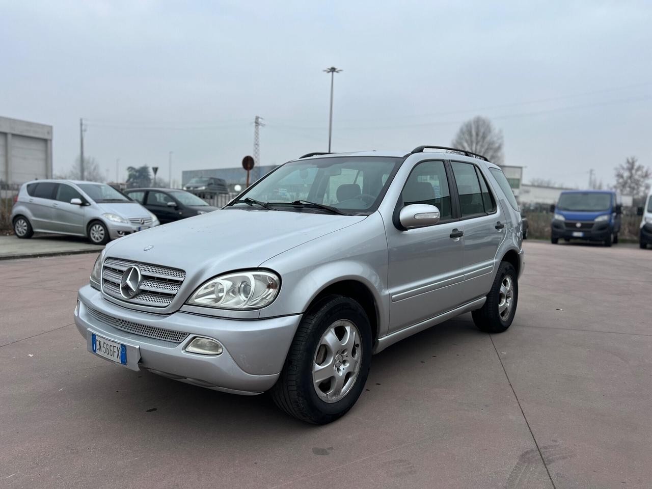 Mercedes-benz ML 270 turbodiesel cat CDI SE Twin