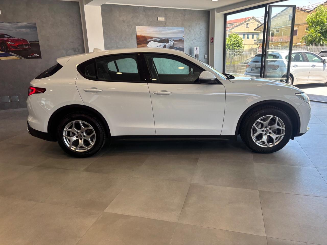 Alfa Romeo Stelvio 2.2 Turbodiesel 190 CV AT8 Q4 Business