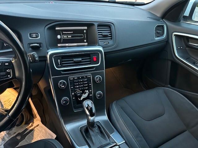 Volvo V60 D4 Kinetic 163cv
