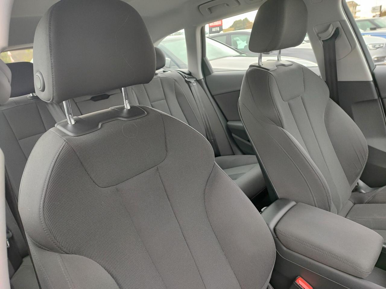 Audi A4 Avant 2.0 TDI 150 CV ultra Sport