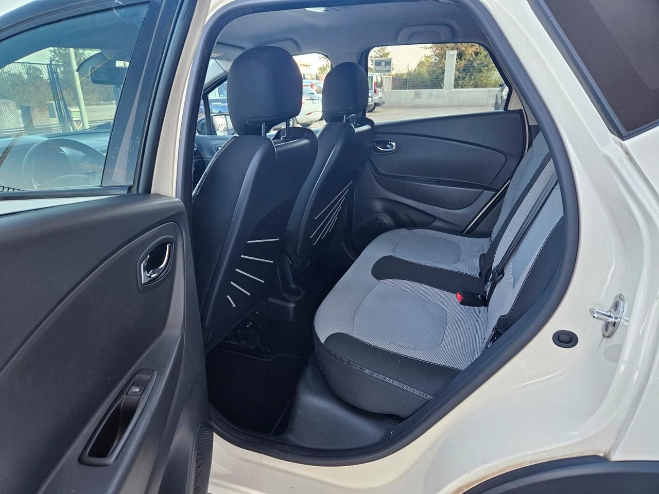 Renault Captur 1.5 dCi 8V 90 CV EDC Start&Stop Energy R-Link