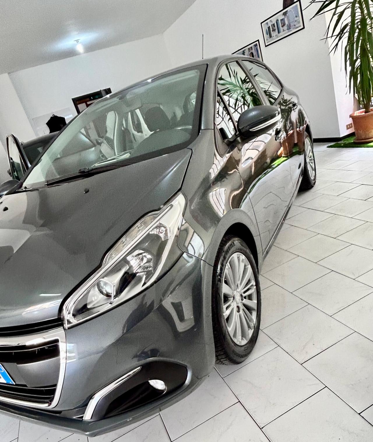 Peugeot 208 Allure *12/24 mesi di garanzia*