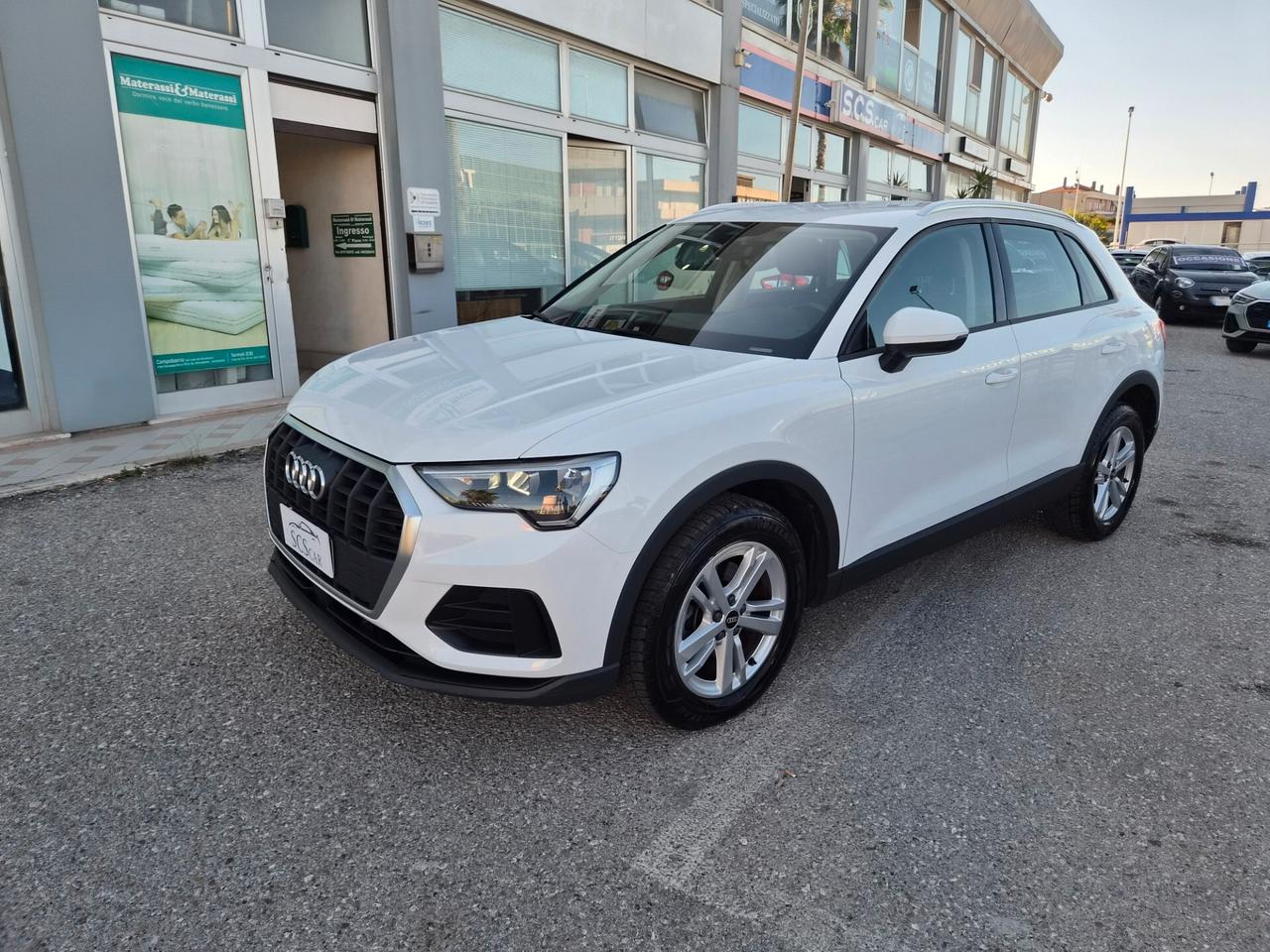 Audi Q3 2.0 TDI 150 CV * CAMBIO AUTOM.