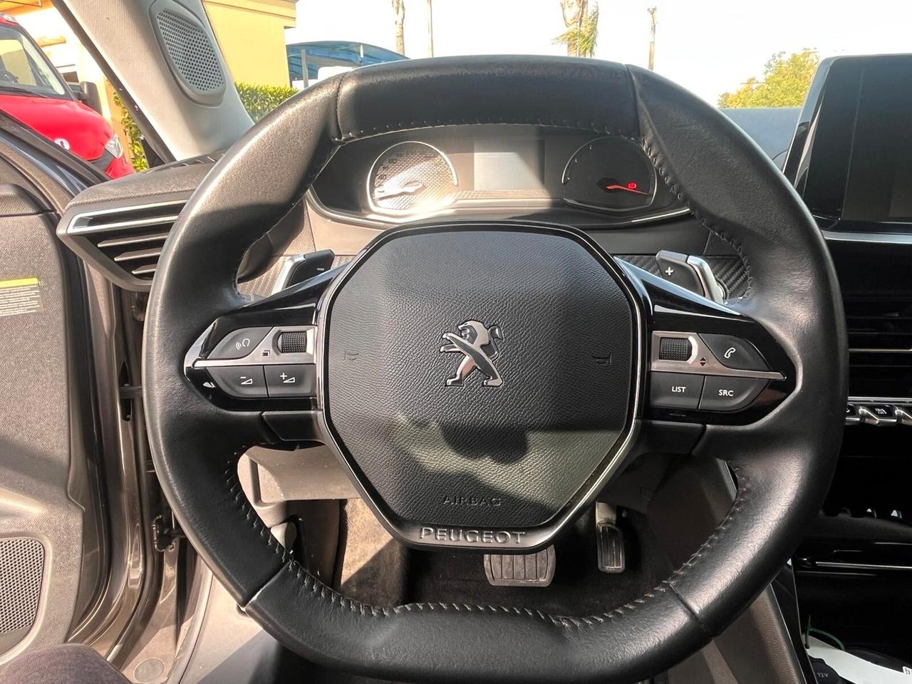 Peugeot 2008 BlueHDi 130 S&S EAT8 Allure
