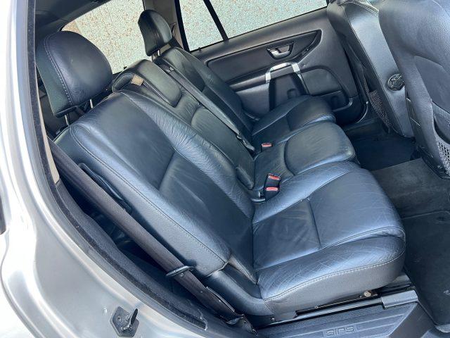 VOLVO XC90 2.4 D5 185 CV AWD Momentum 7 Posti