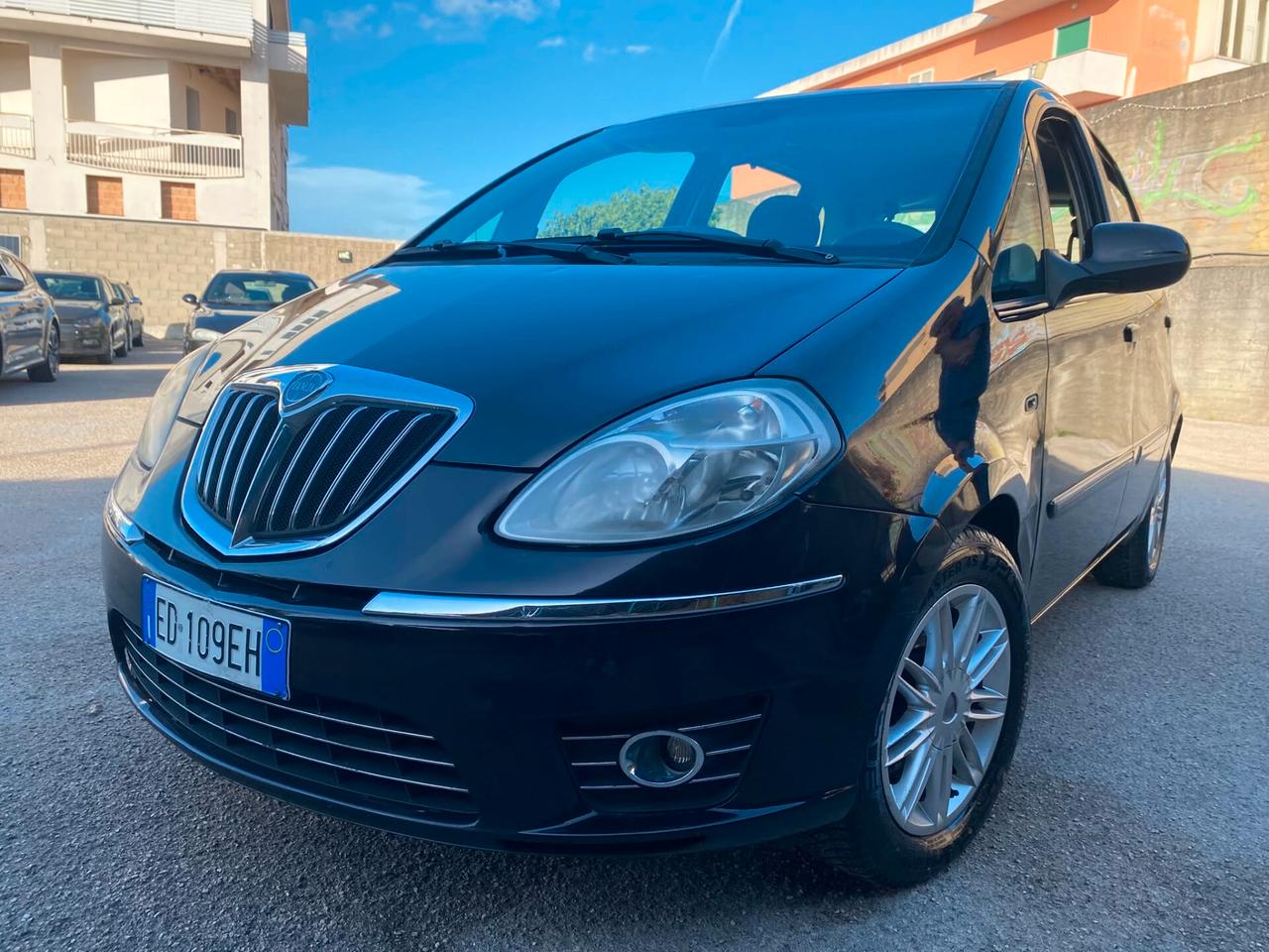 Lancia MUSA 1.3 Mjt restyling full opt 2011