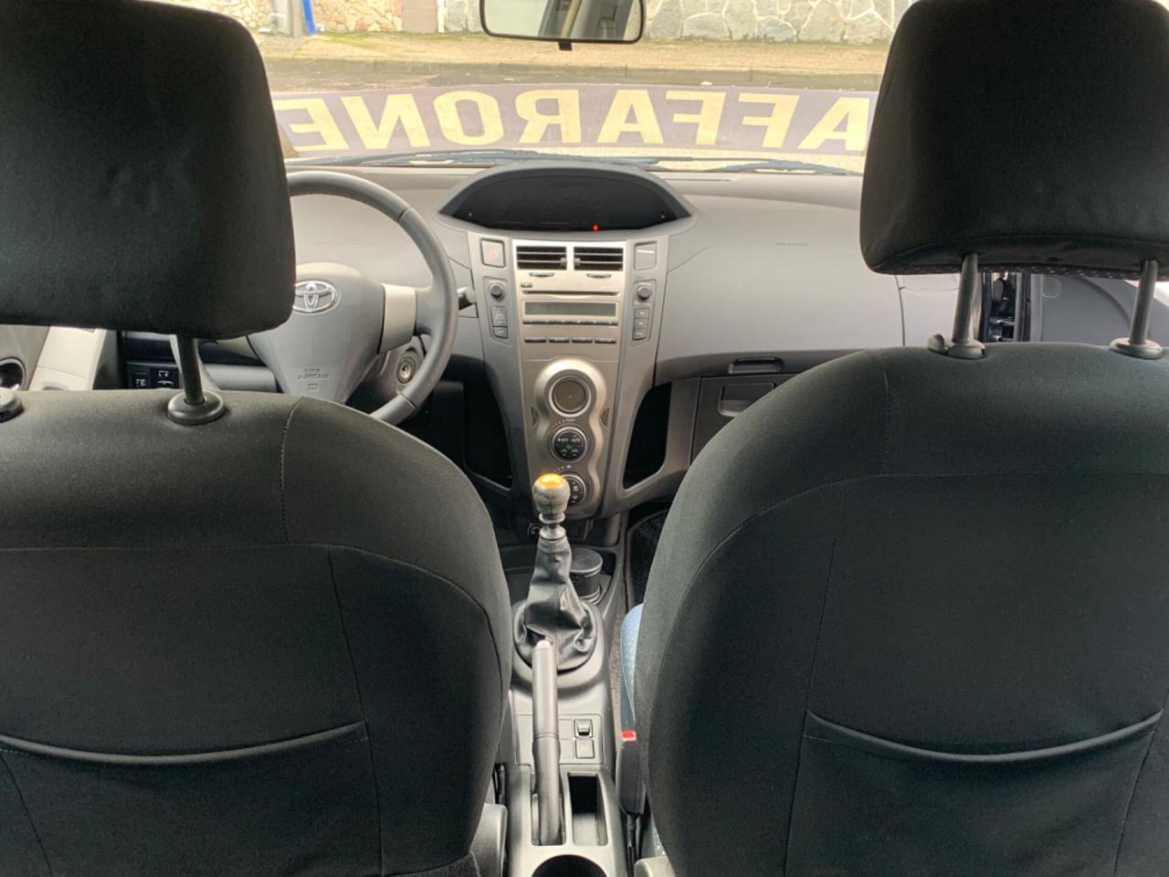 Toyota Yaris 1.3 5 porte Sol