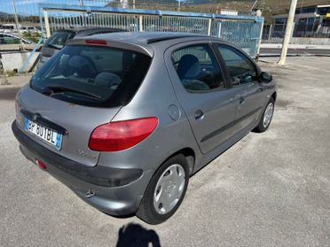 Peugeot 206 2.0 HDi 5p. XT