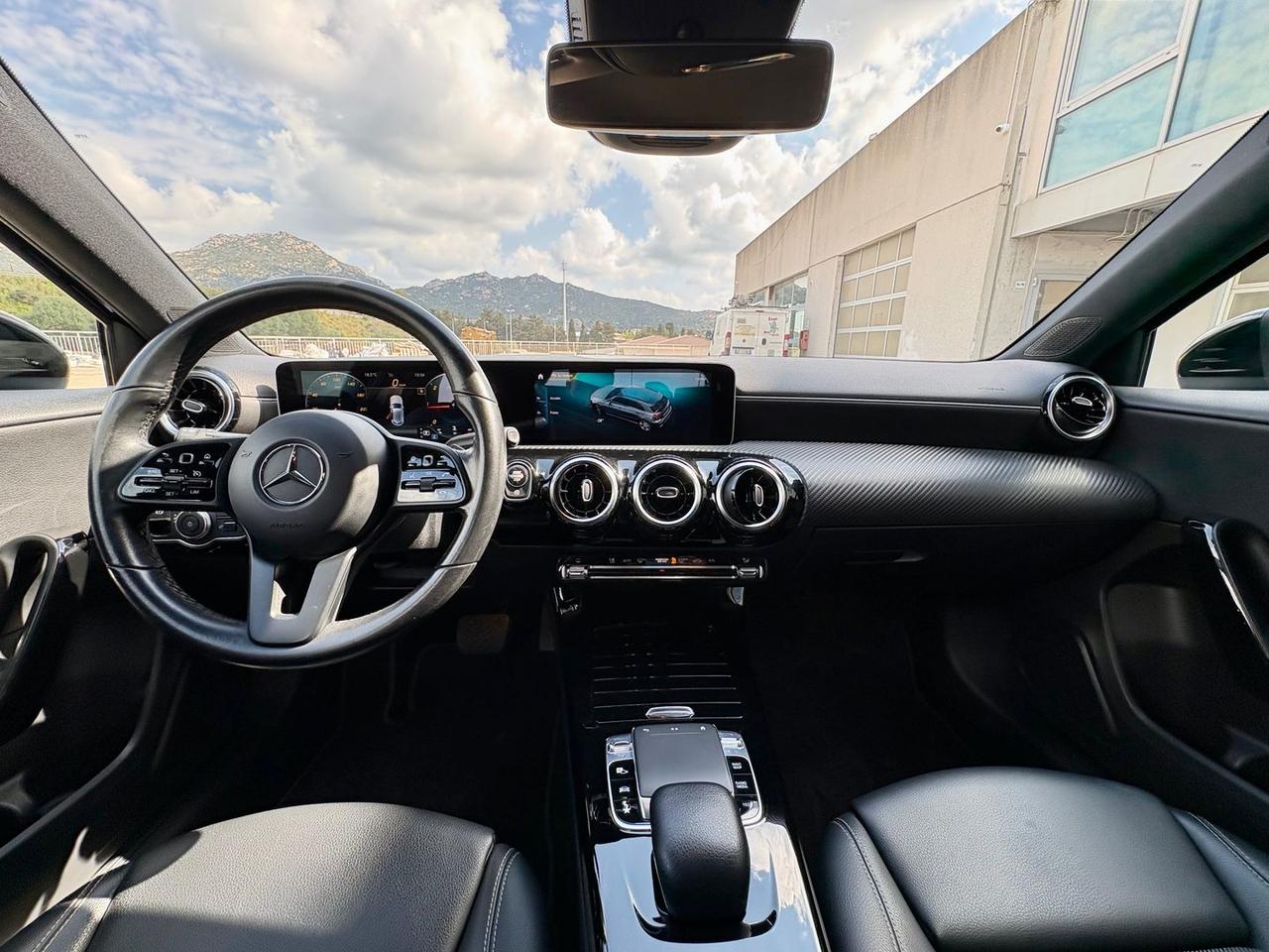 Mercedes-Benz A 180 D Sport Night Edition #10010