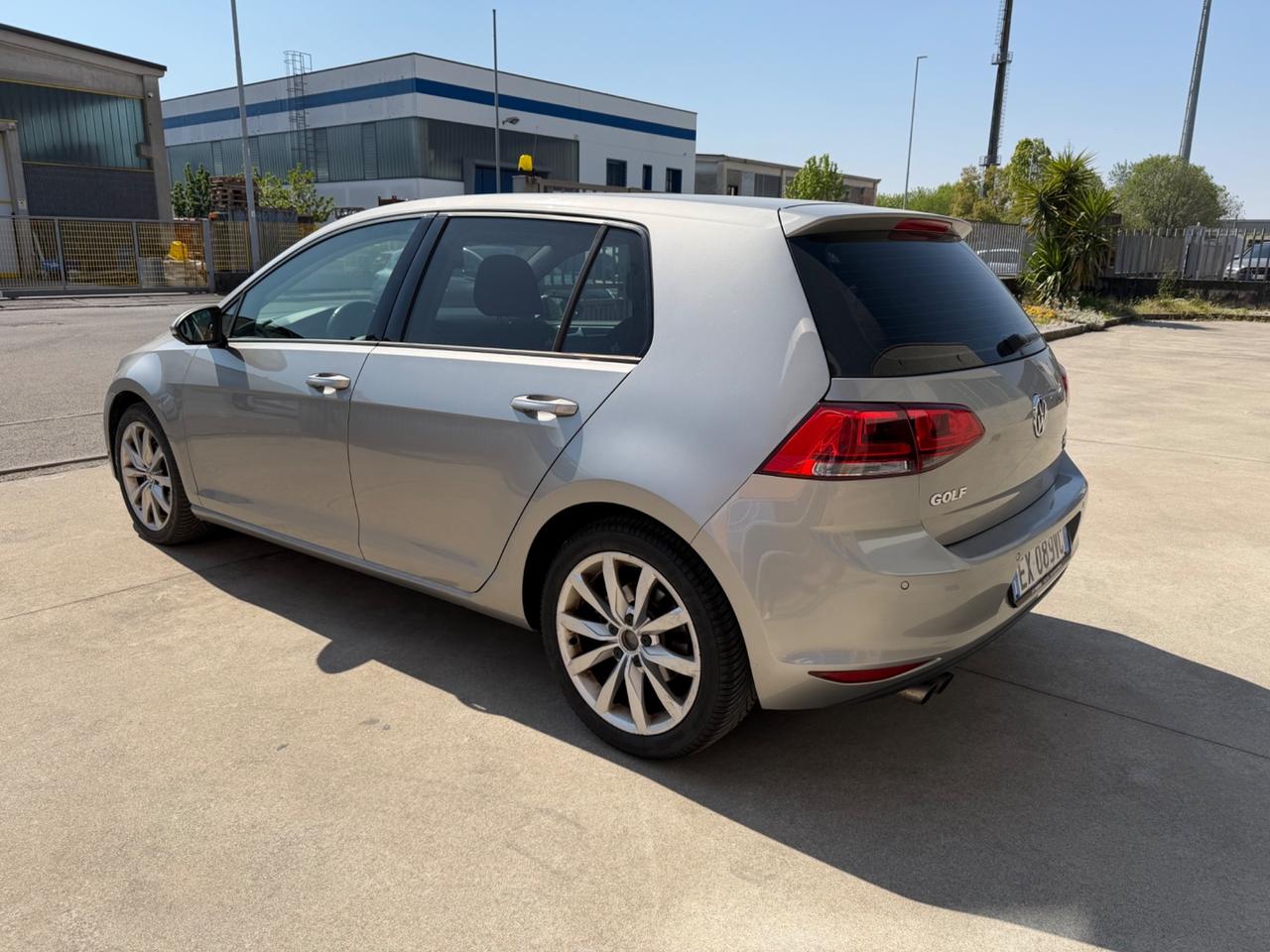 Volkswagen Golf 2.0 TDI DSG 5p. Highline BlueMotion Technology