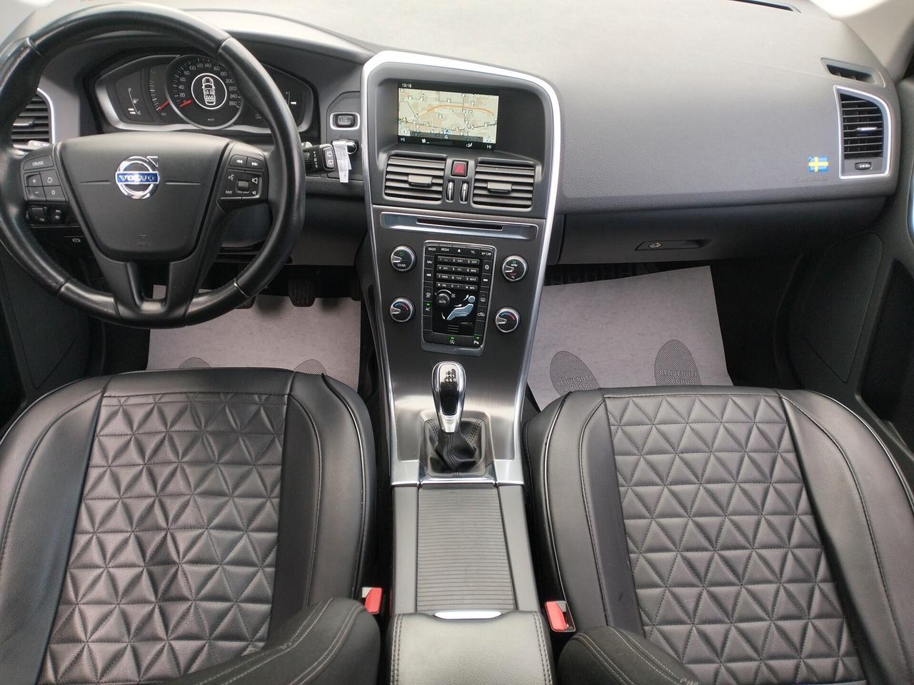 Volvo XC60 2.0 d3 Momentum 150cv