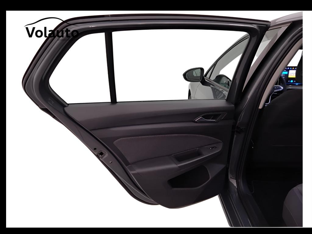 VOLKSWAGEN Golf VIII 2024 - Golf 2.0 tdi Life 115cv