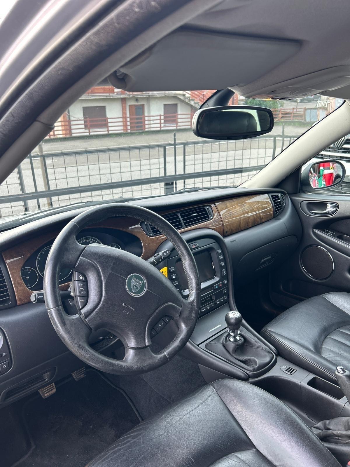 Jaguar X-Type 2.5 V6 24V cat Executive KM 128 MILA
