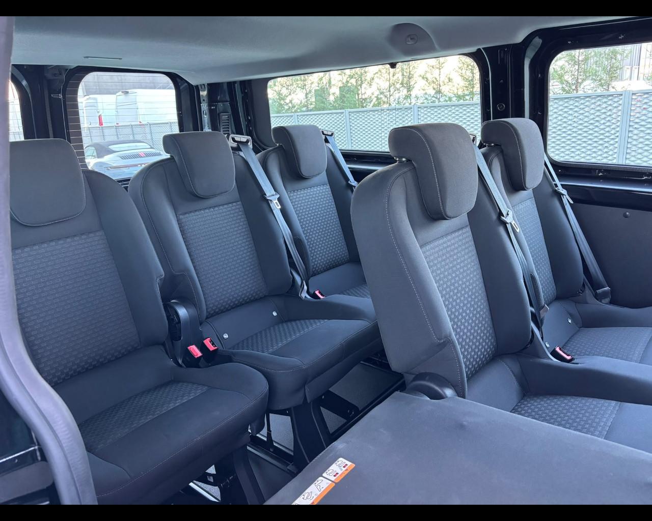 FORD Transit Custom 320 2018 - Transit Custom 320 2.0 tdci 150cv Trend combi L2H1 E6.2