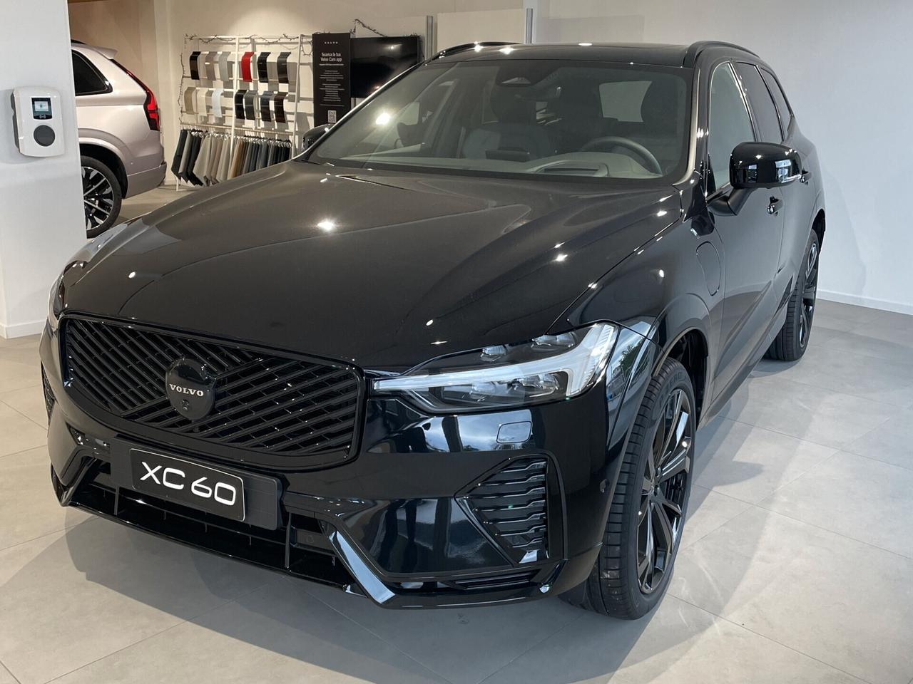 Volvo XC60 T6 Plug-in hybrid PHEV AWD Ultra Black Edition